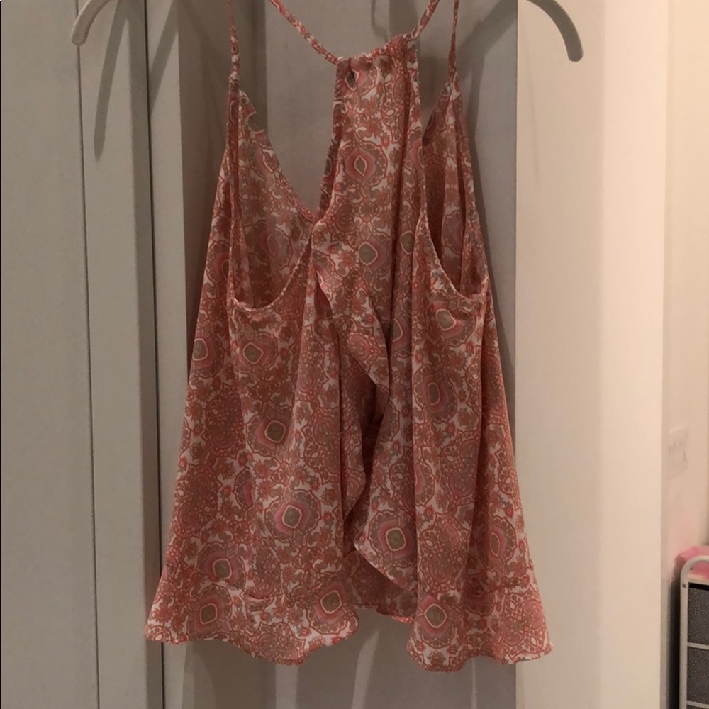 patterned top - Picture 4 of 4